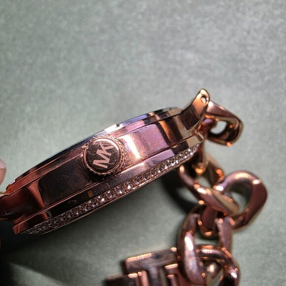 Michel Kors Gold Color and Slim Runway Pave'  Watch - Model MK-3475 - Picture 6 of 6